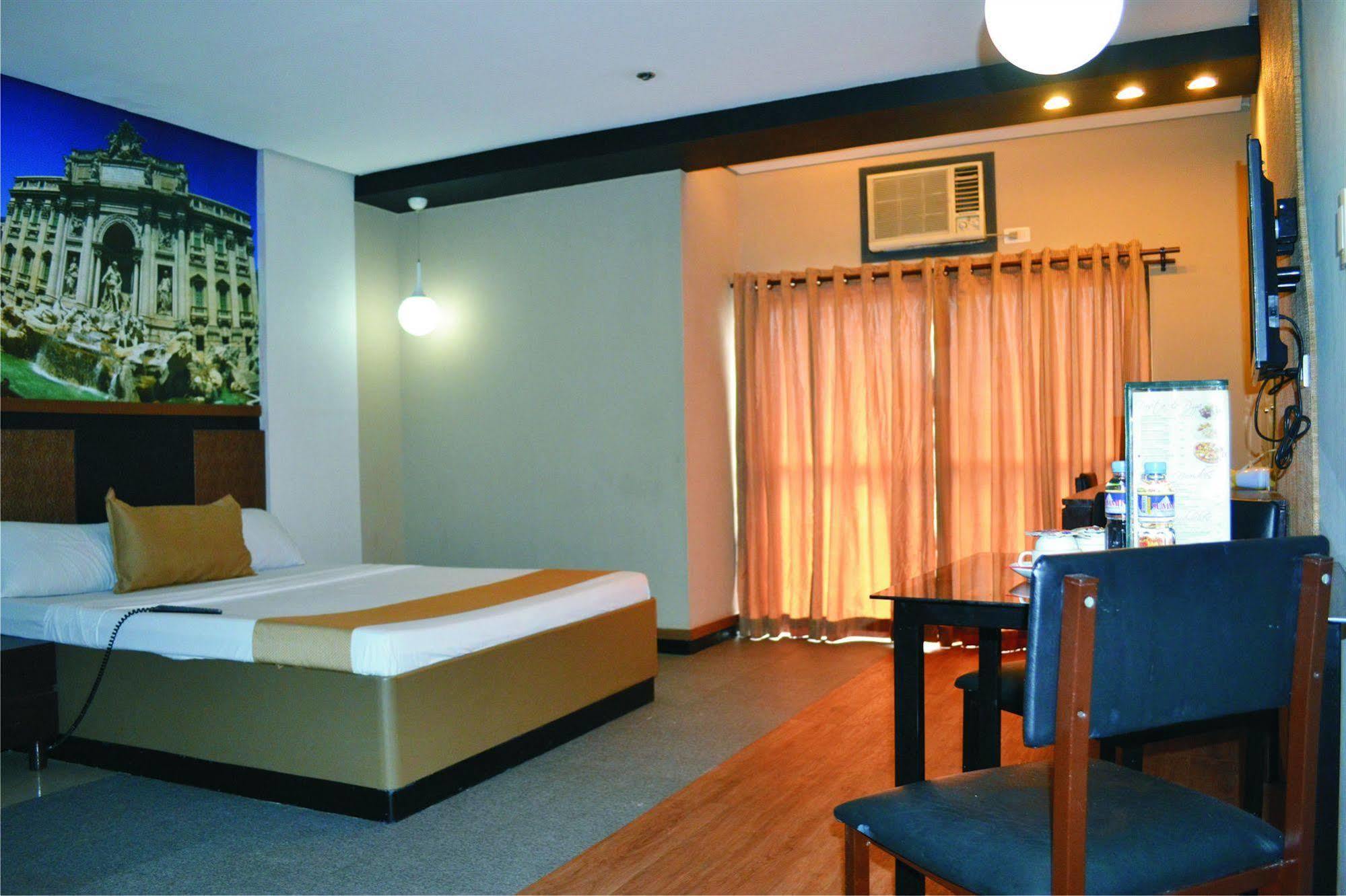 Hotel Dreamworld Araneta Cubao エクステリア 写真